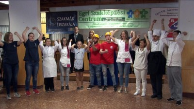 Testközelből próbálhatták ki a szakmákat